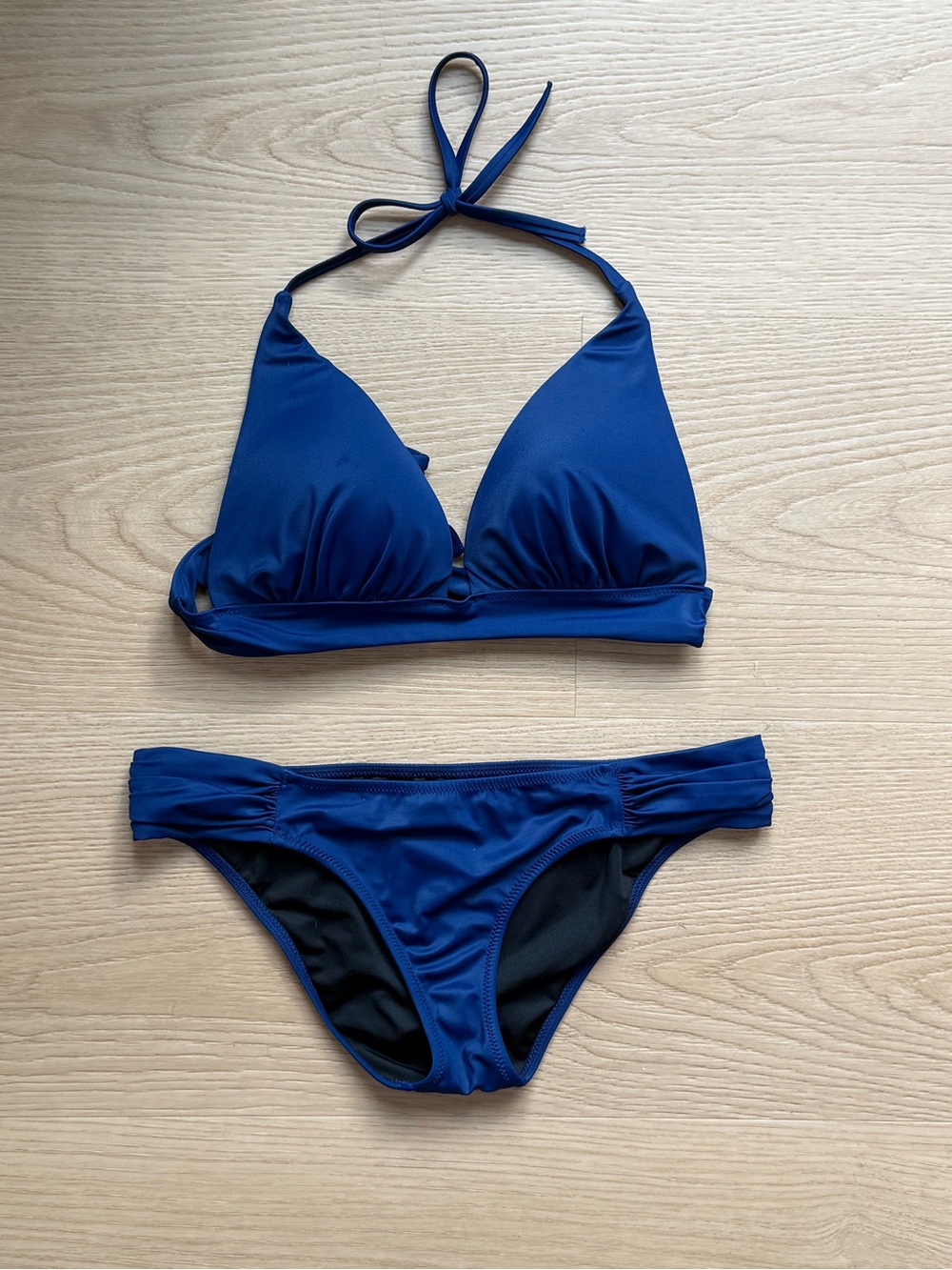 Victoriaβs Secret Womenβs Small Blue Halter Bikini Set - Tie Triangle Cup